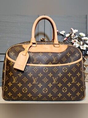 Authentic LOUIS VUITTON Monogram Deauville Handbag